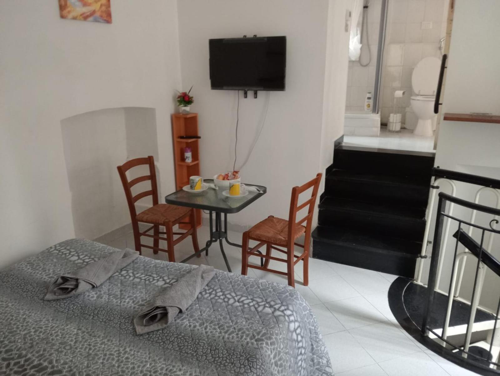 Bed and Breakfast Alma Вентимилья Экстерьер фото